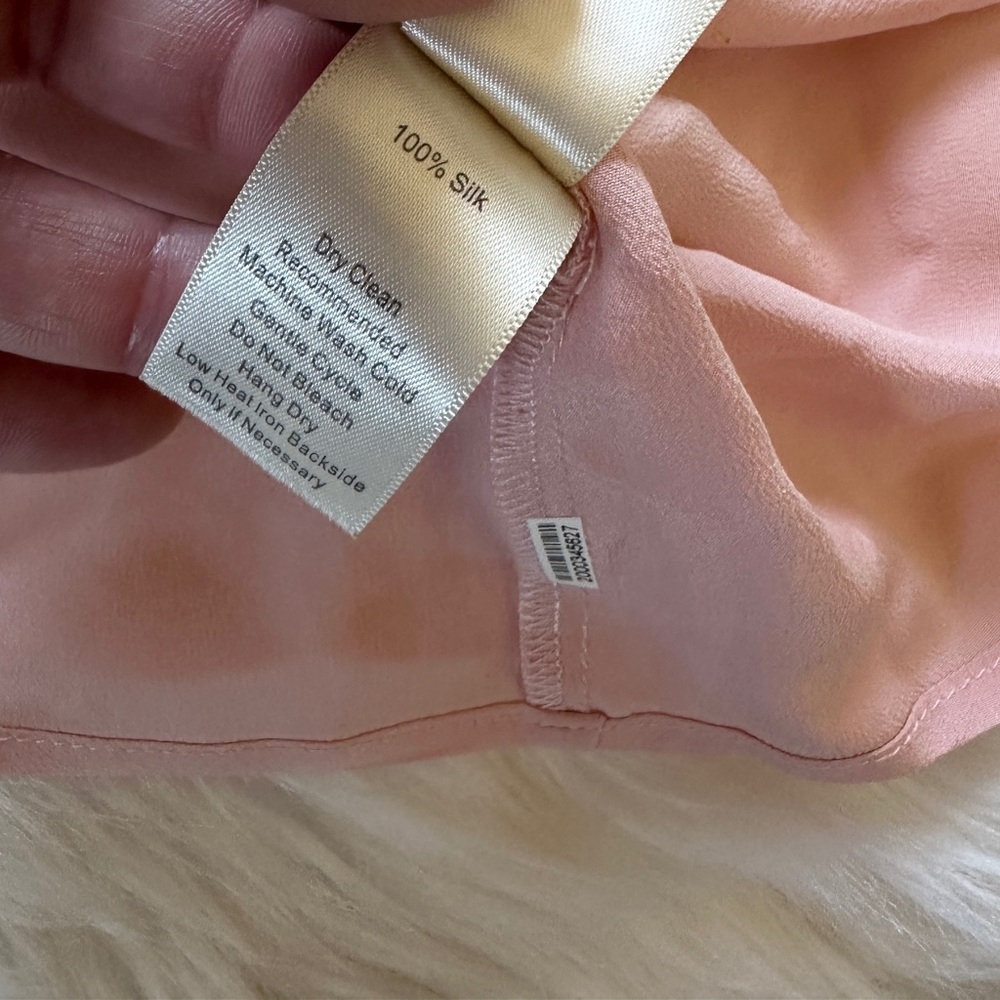 Ecru Blush Pink V-Neck Blouse - Picture 2 of 4